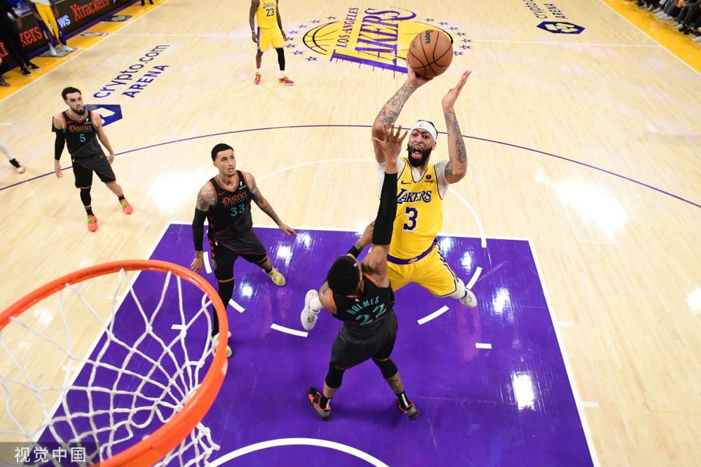 刻並持續地 刻並持續地