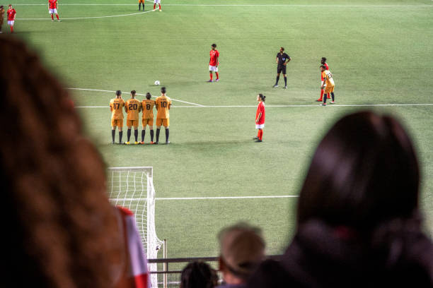 房挥汗如雨 房挥汗如雨
